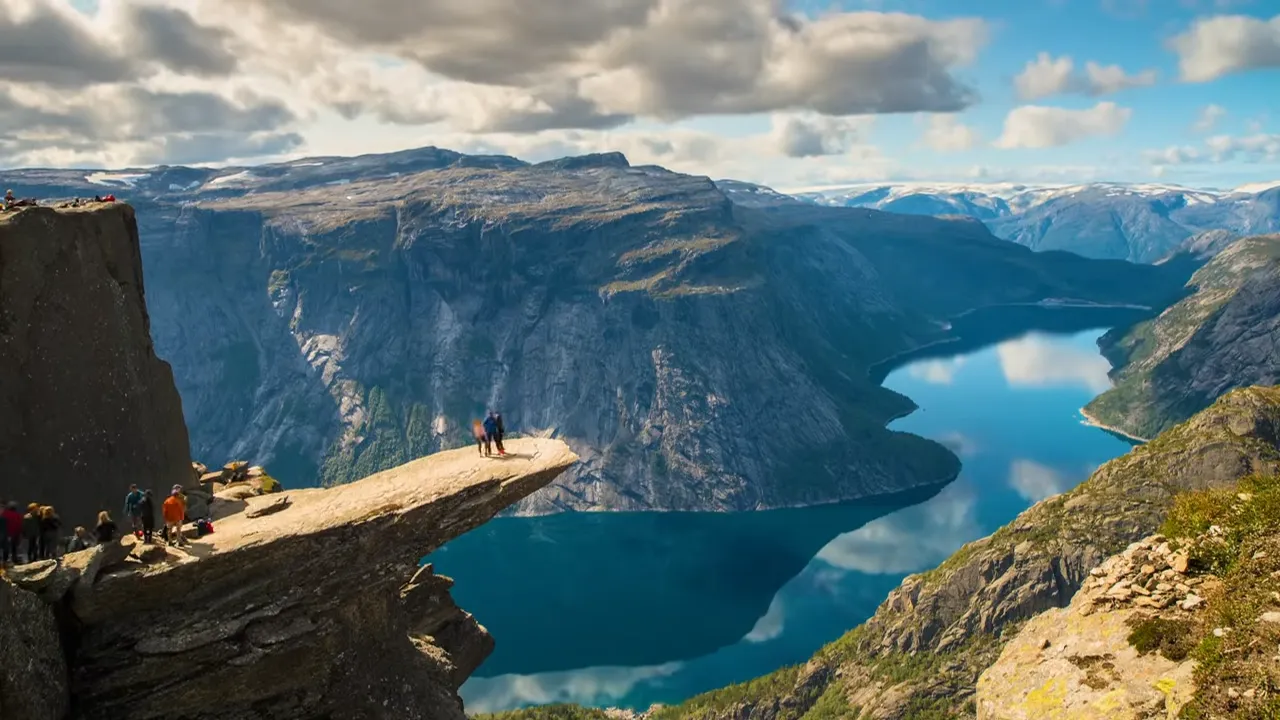 Trolltunga: The Iconic Rock Formation