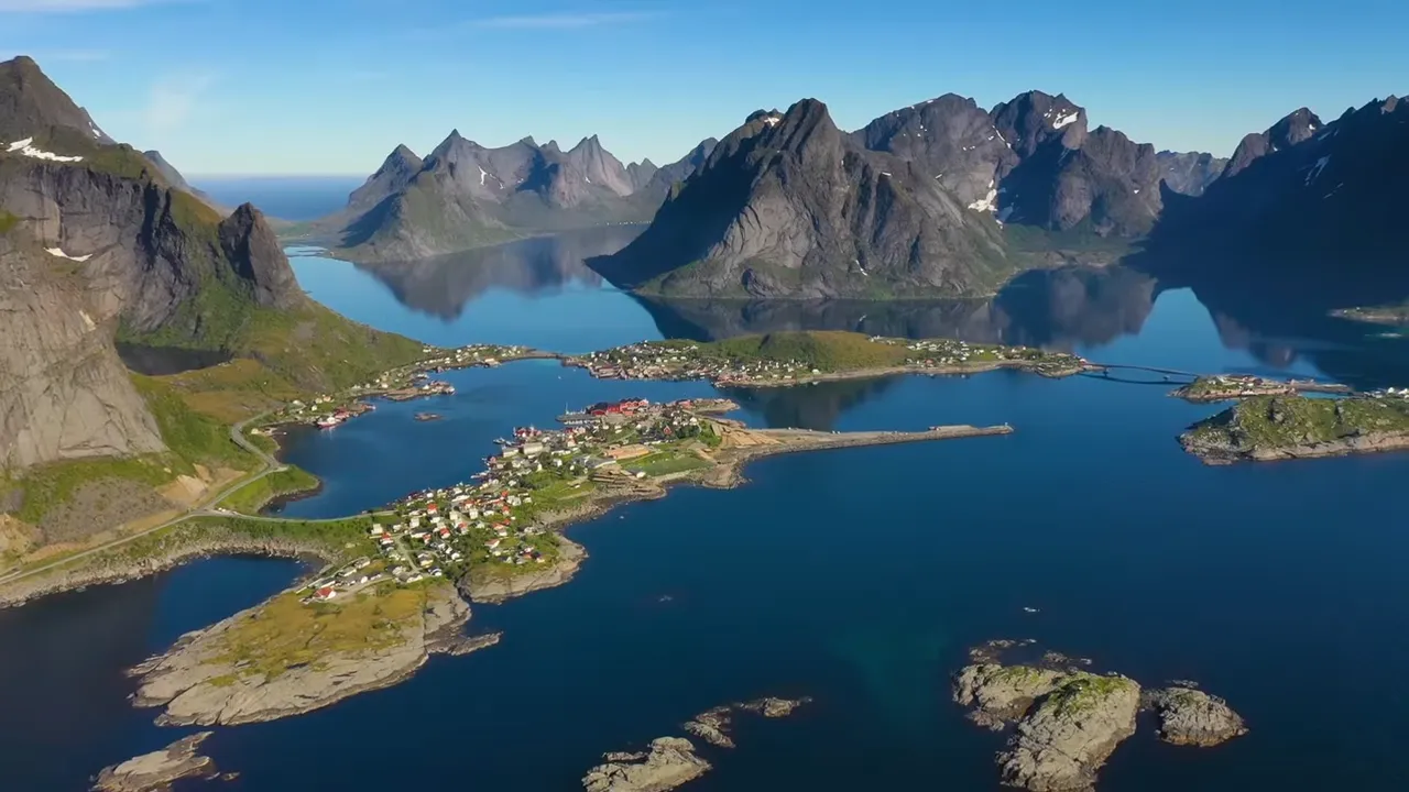 Reine: A Picture-Perfect Town