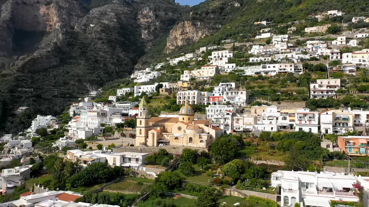 Praiano: Tranquility Between Positano and Amalfi