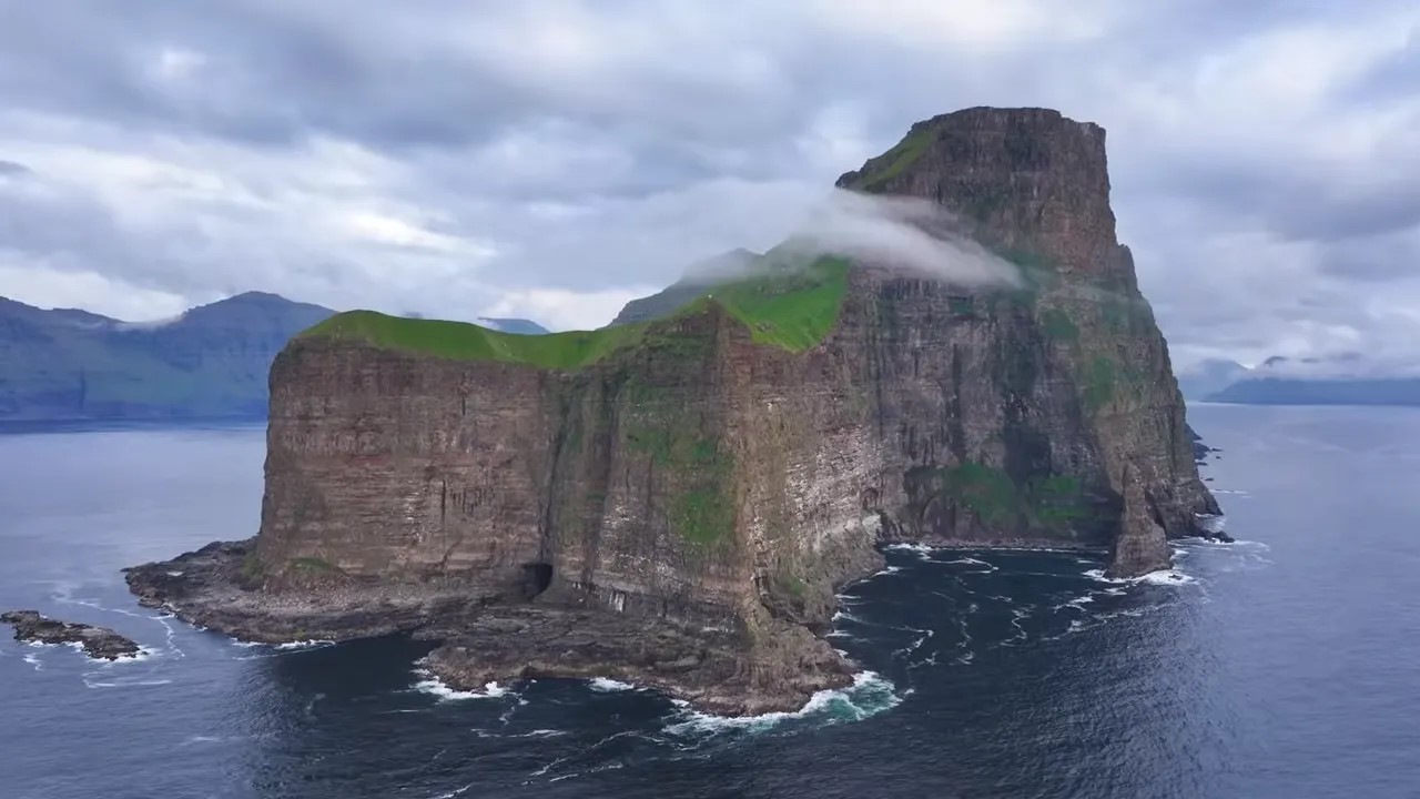 Kalsoy Island