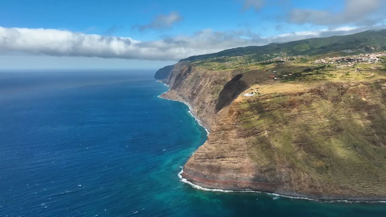 Ponta de Pargo: A Scenic Lookout