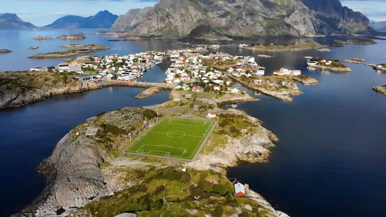 Henningsvær: The Scenic Fishing Village