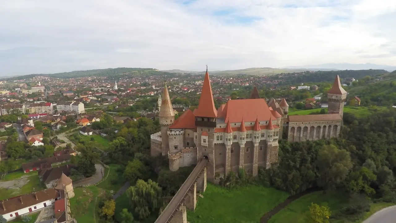 Corvin Castle: A Majestic Fortress